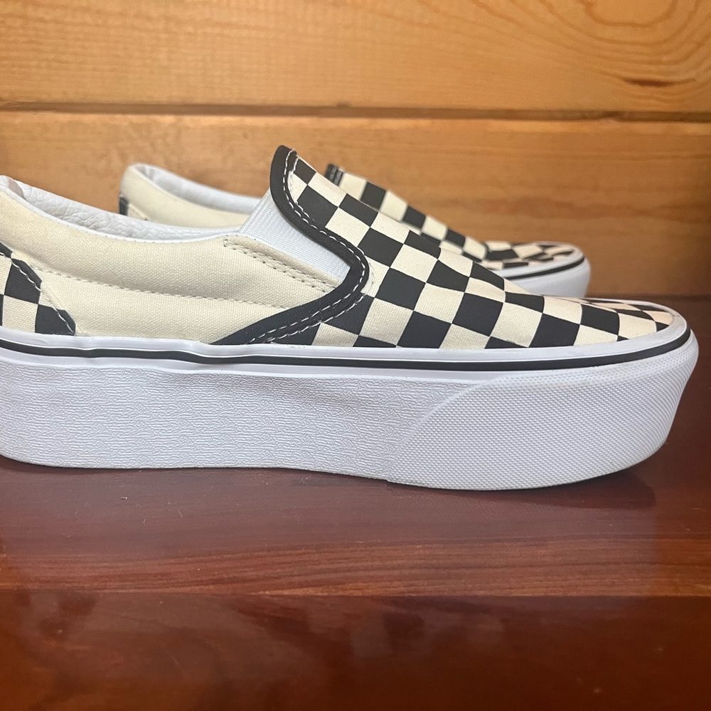 Vans stack form shoes size 5.5